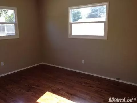 328 Covena Ave, Modesto, CA 95354 photo 6
