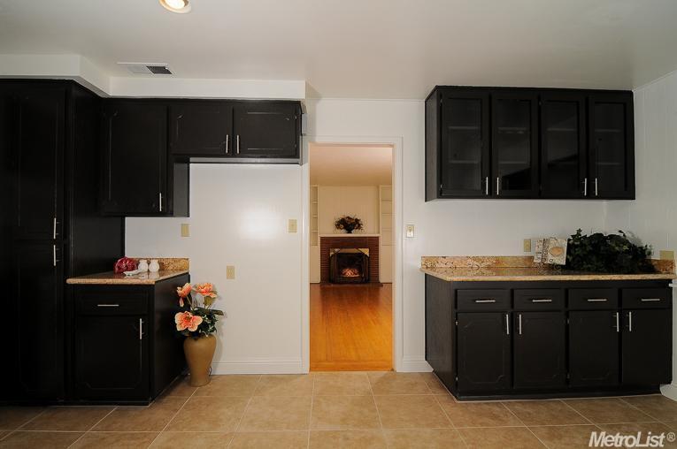 2348 Mission Ave, Carmichael, CA 95608 photo 11