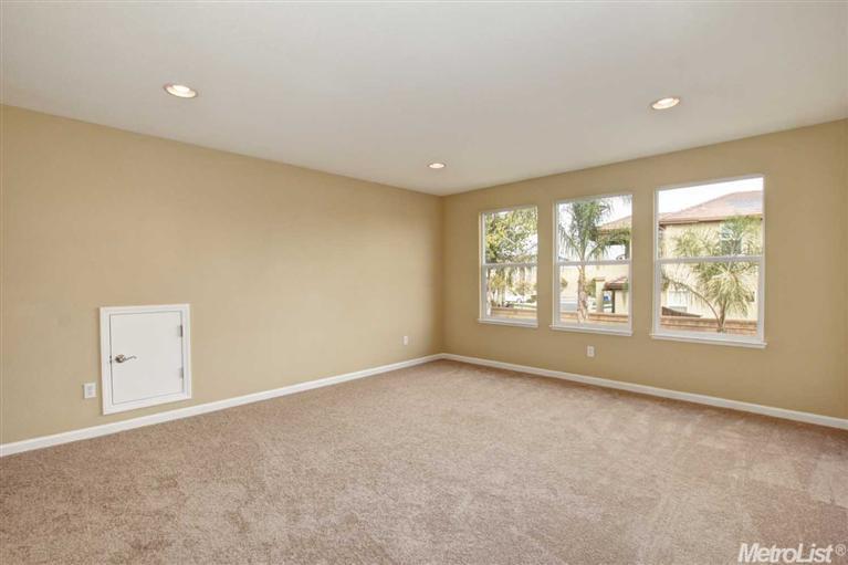 3729 Gresham Ln, Sacramento, CA 95835 photo 12