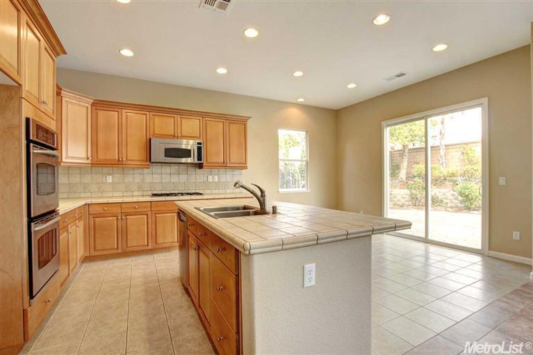 3729 Gresham Ln, Sacramento, CA 95835 photo 6
