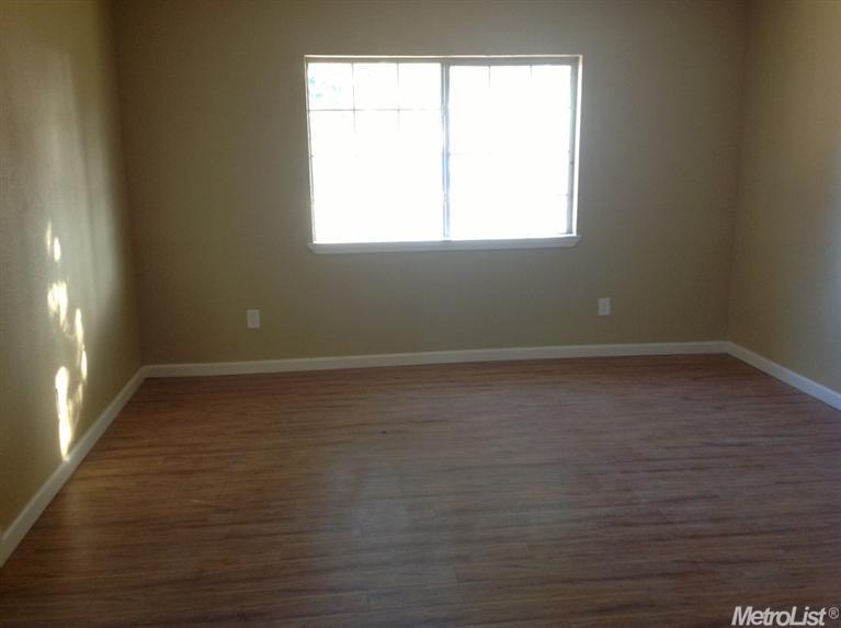 4221 Warda Ave, Keyes, CA 95328 photo 4