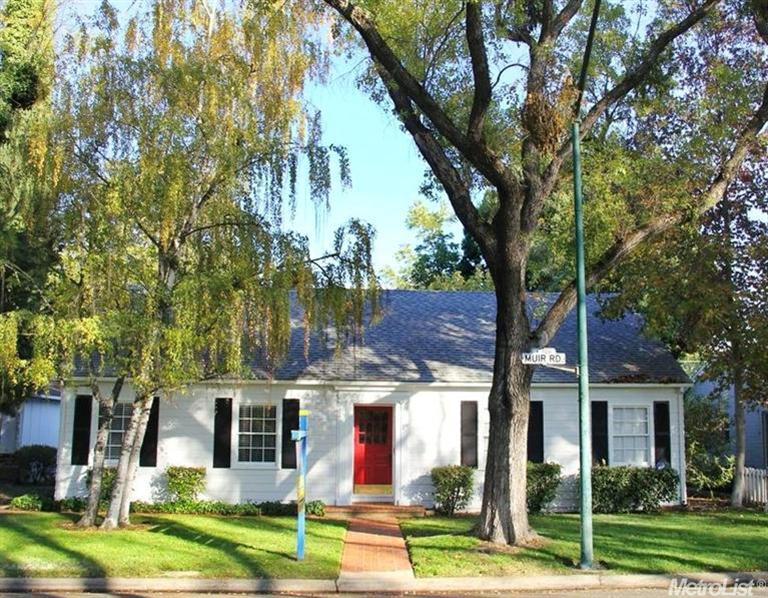 700 Muir Rd, Modesto, CA 95350 photo 1