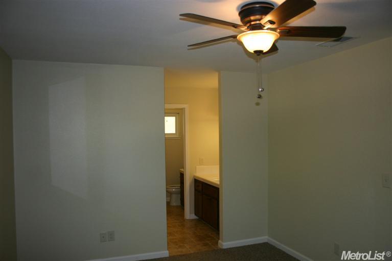 3309 Swallow Dr, Modesto, CA 95356 photo 7