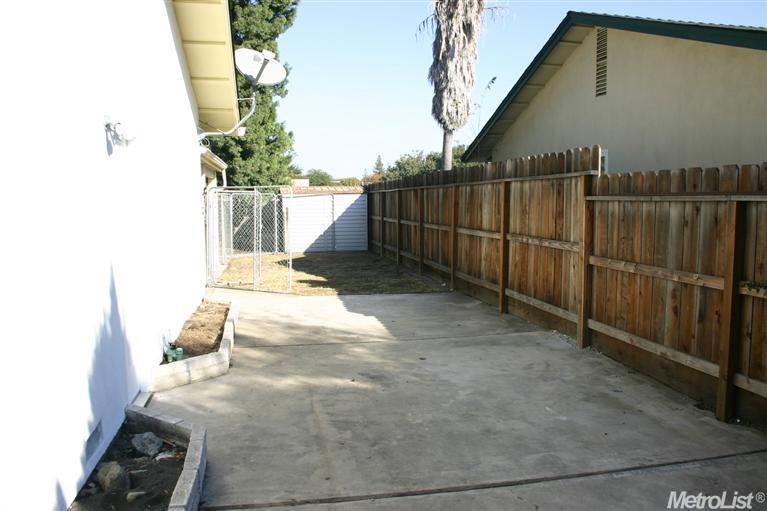 3309 Swallow Dr, Modesto, CA 95356 photo 8