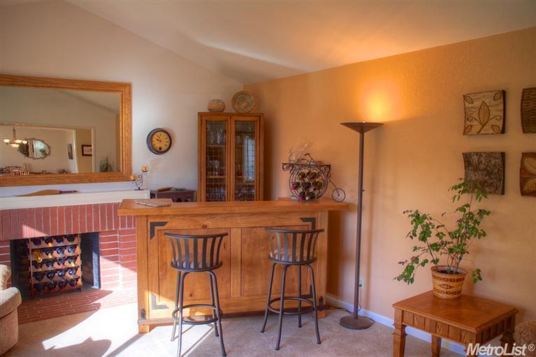 103 Middle Fork Ct, Folsom, CA 95630 photo 3