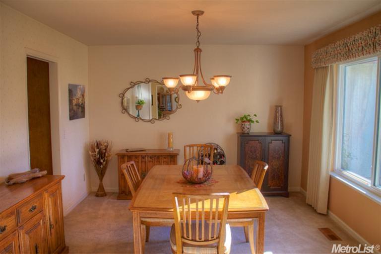 103 Middle Fork Ct, Folsom, CA 95630 photo 5