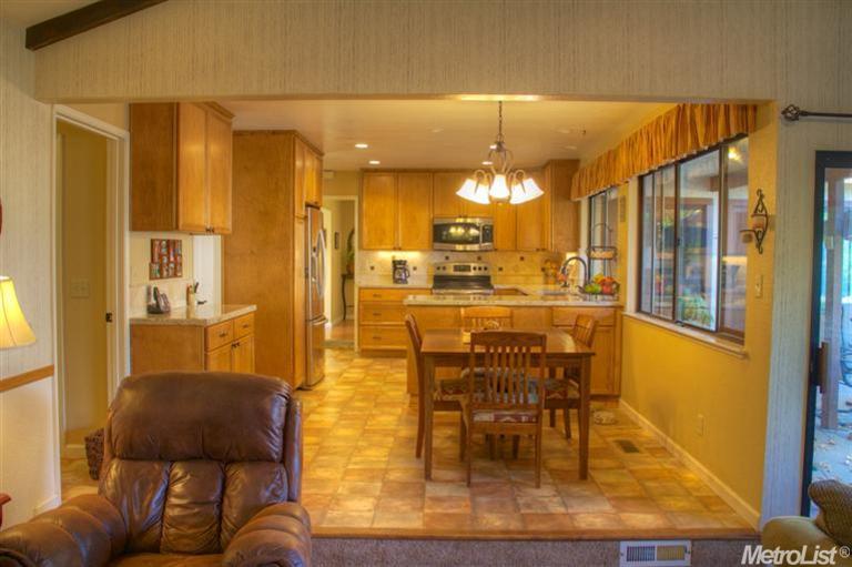103 Middle Fork Ct, Folsom, CA 95630 photo 11