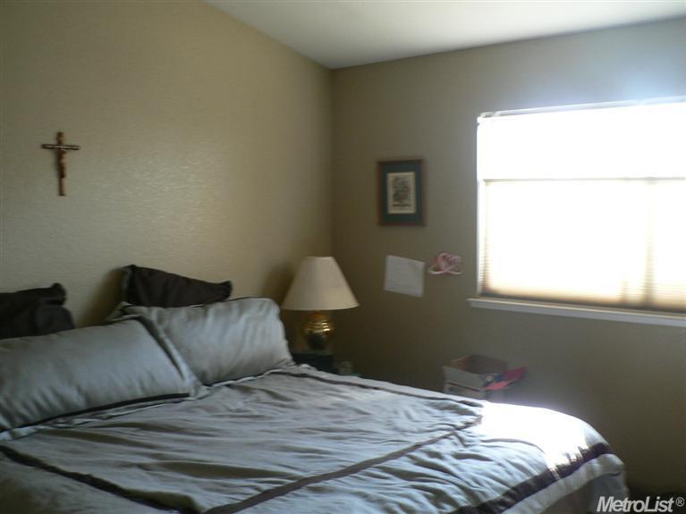 318 Leffler Pl, Turlock, CA 95382 photo 13