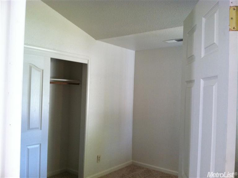 2677 Altair, Merced, CA 95341 photo 4