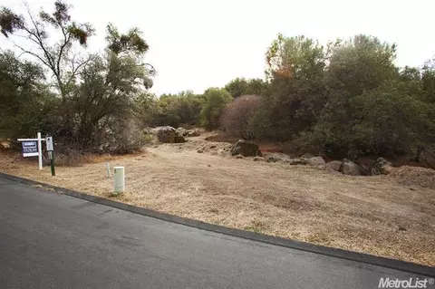 3245 Rustic Woods Ct, Loomis, CA 95650 photo 3