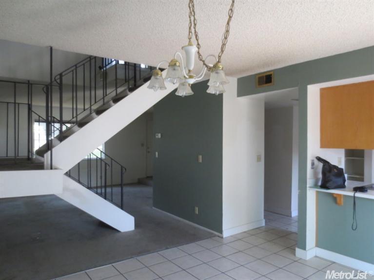 3965 Oak Villa Cir, Carmichael, CA 95608 photo 7