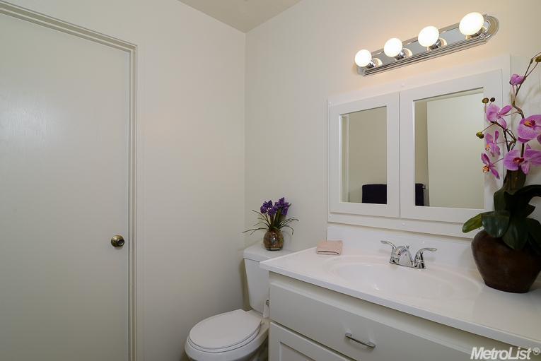 4742 Whitney Ave, Carmichael, CA 95608 photo 8