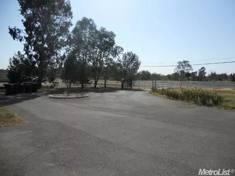 8804 El Verano Ave, Elverta, CA 95626 photo 2