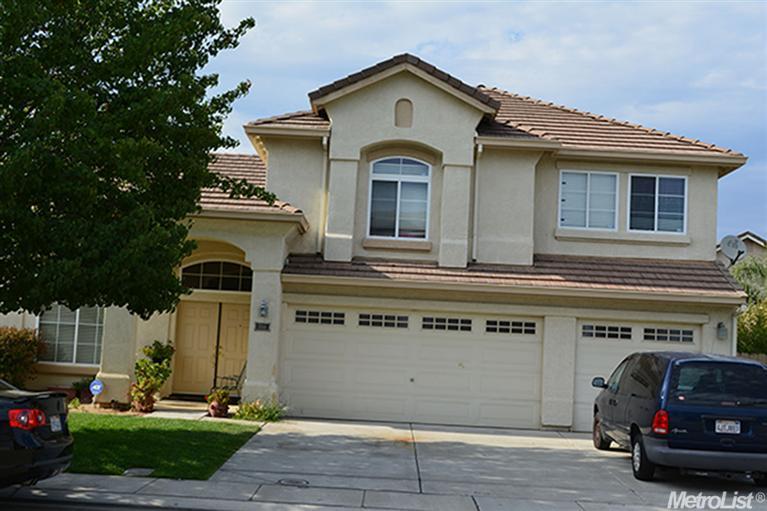 711 Wynyard Cir, Manteca, CA 95337 photo 1