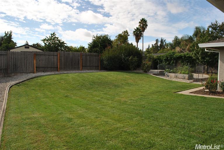 3877 Maudray Way, Carmichael, CA 95608 photo 20