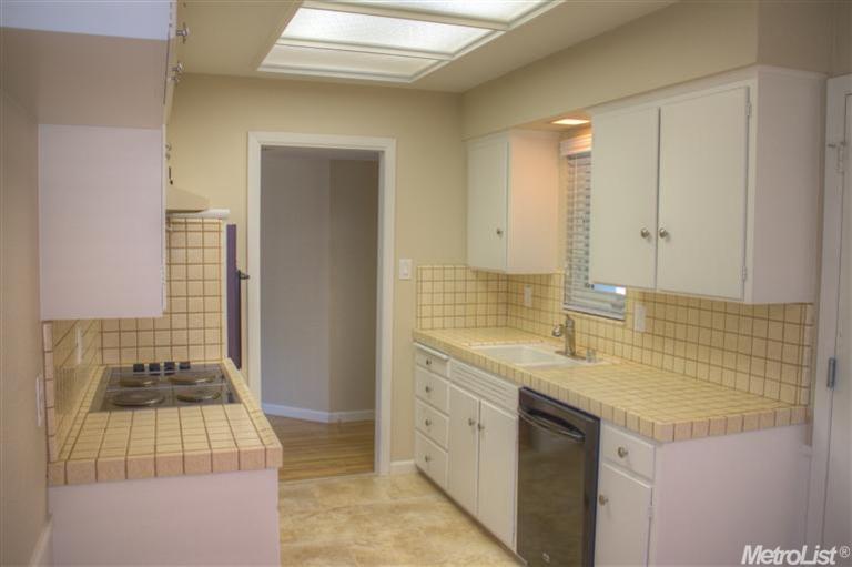 5330 Halsted Ave, Carmichael, CA 95608 photo 6