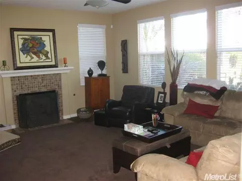 2559 Bennett Ct, Tracy, CA 95377 photo 6