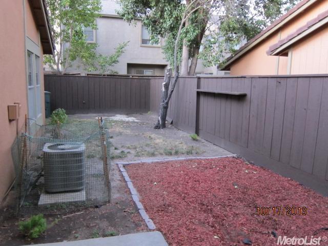 4036 Elmo Loop, Modesto, CA 95356 photo 9