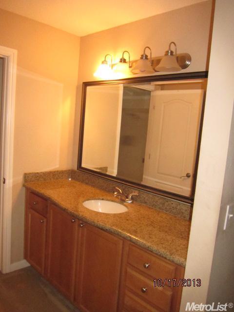 4036 Elmo Loop, Modesto, CA 95356 photo 5