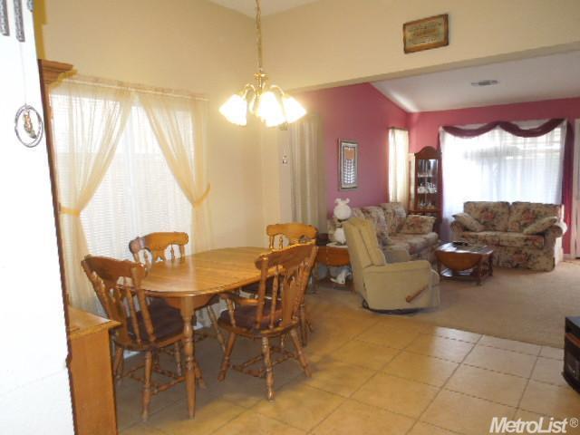 3343 Dewar Ln, Turlock, CA 95382 photo 10