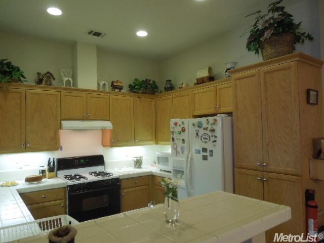 3343 Dewar Ln, Turlock, CA 95382 photo 8