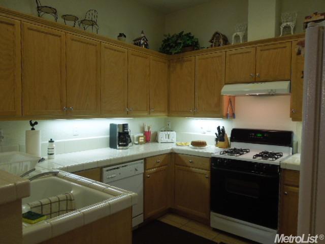 3343 Dewar Ln, Turlock, CA 95382 photo 9