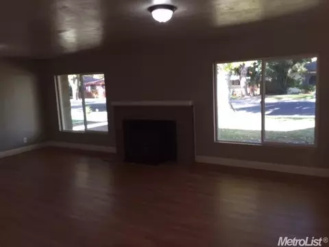 720 E Fairmont Ave, Modesto, CA 95350 photo 4
