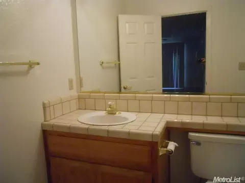 2420 Boston Way, Modesto, CA 95355 photo 7