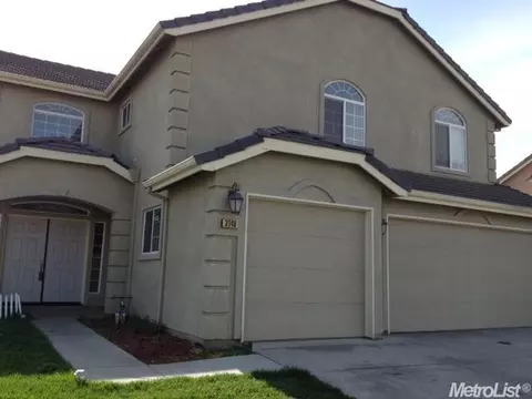 3140 Sutton Dr, Riverbank, CA 95367 photo 2
