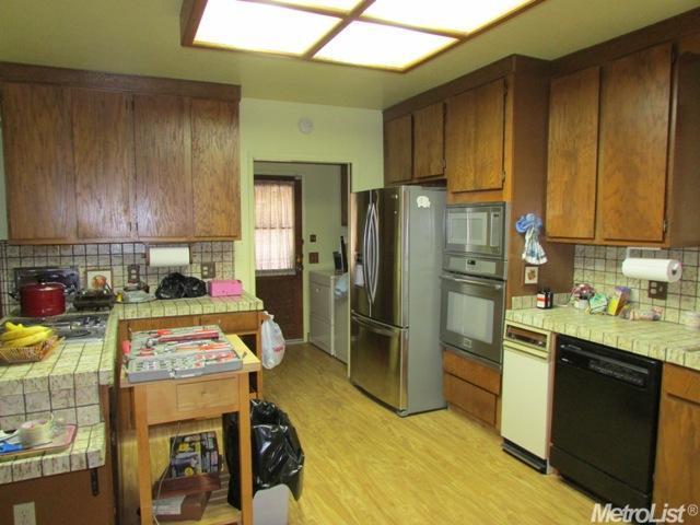 131 Madera Ave, Modesto, CA 95351 photo 10