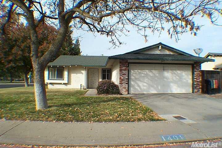 1401 Entrada, Modesto, CA 95355 photo 1