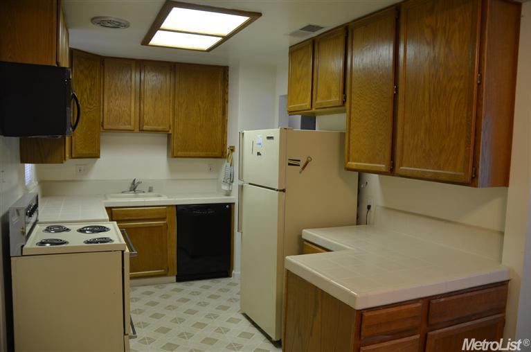 3906 Horton Ln, Carmichael, CA 95608 photo 7