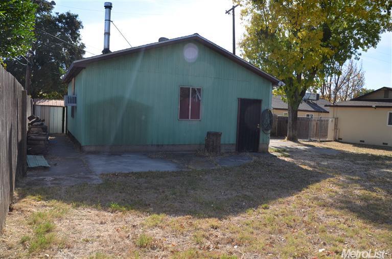 3906 Horton Ln, Carmichael, CA 95608 photo 15