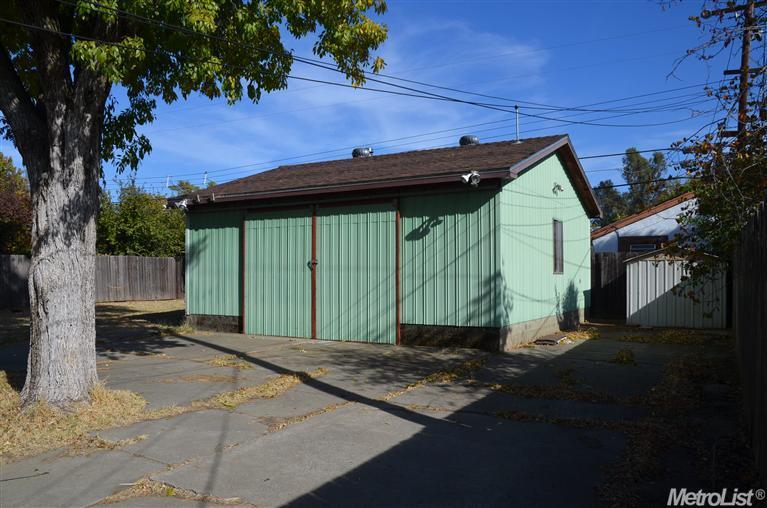 3906 Horton Ln, Carmichael, CA 95608 photo 18