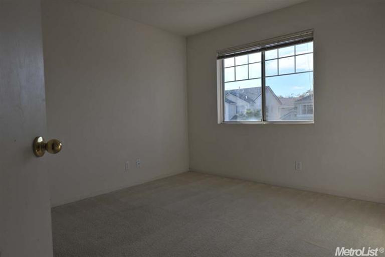 1294 Sunpeak Ln, Tracy, CA 95376 photo 10