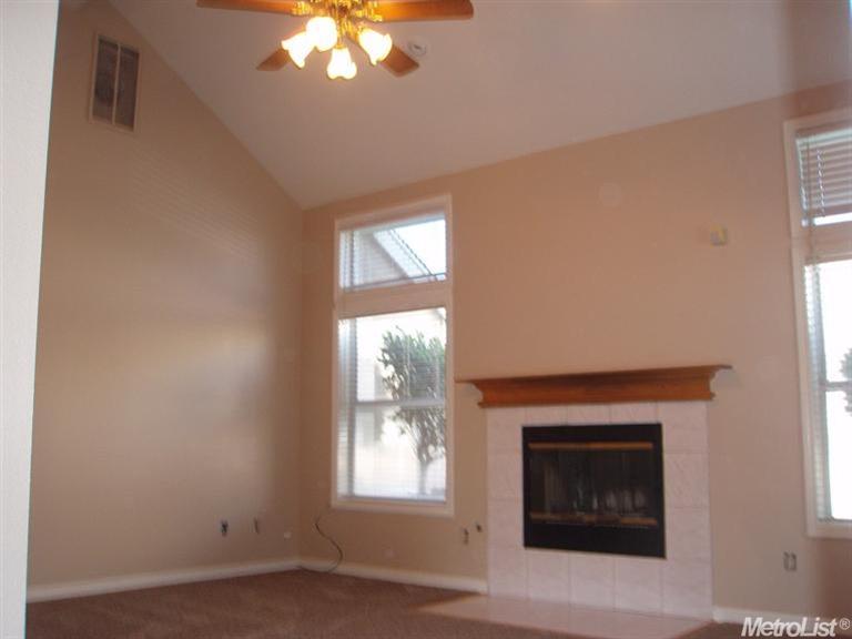 2013 Westview Ct, Modesto, CA 95358 photo 3