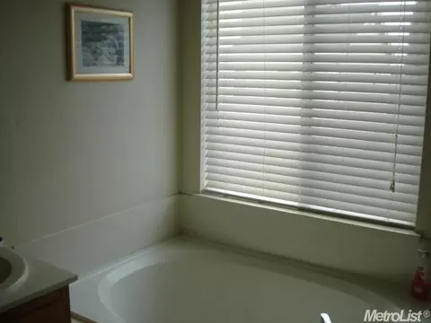 2155 Devin Ct, Tracy, CA 95376 photo 11