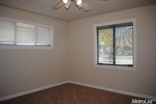 3445 Garfield Ave, Carmichael, CA 95608 photo 18