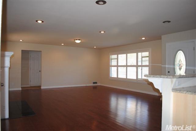 3445 Garfield Ave, Carmichael, CA 95608 photo 3