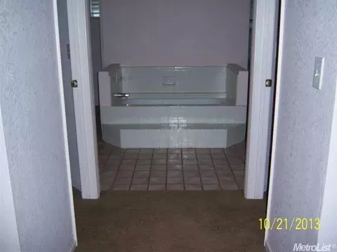 2255 Jenni Ln, Tracy, CA 95377 photo 4