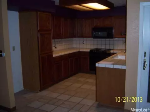 2255 Jenni Ln, Tracy, CA 95377 photo 2