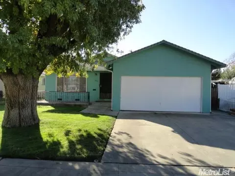 330 Olive Ct, Lodi, CA 95240 photo 1
