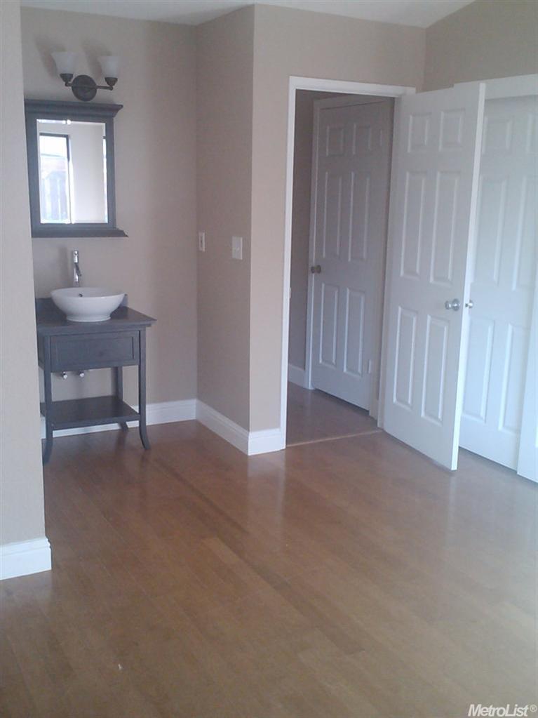 929 Arambel, Patterson, CA 95363 photo 18