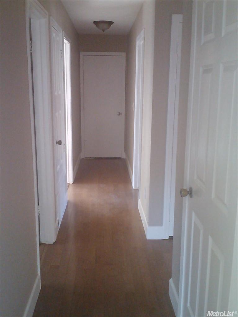 929 Arambel, Patterson, CA 95363 photo 17