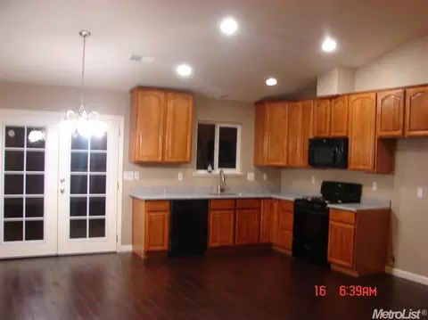 846 Latimer Ave, Modesto, CA 95351 photo 5