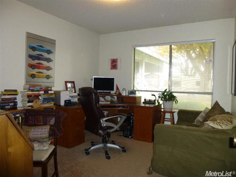 1717 Woolston Way, Modesto, CA 95355 photo 9
