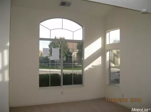 2193 Misquez Ln, Tracy, CA 95377 photo 3