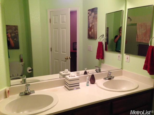 6532 Graybark Ln, Hughson, CA 95326 photo 5