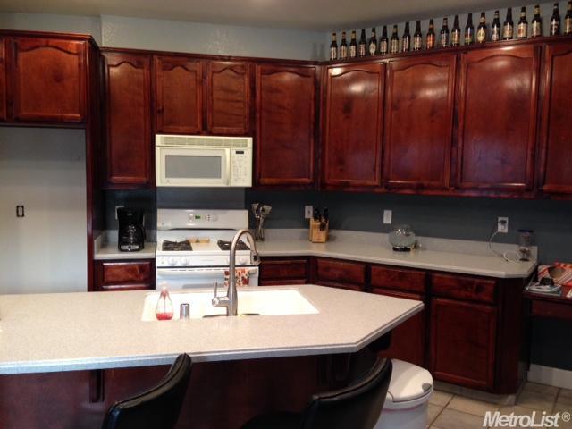 6532 Graybark Ln, Hughson, CA 95326 photo 3