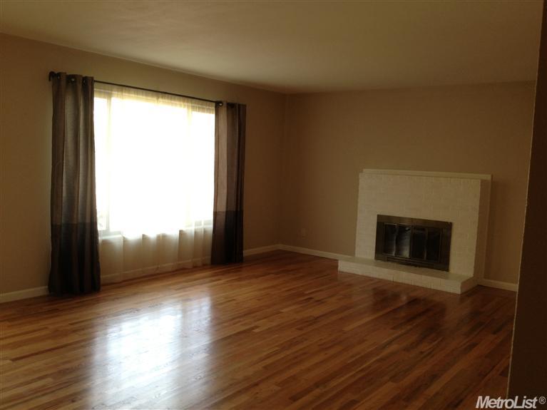 421 Broderick Ave, Modesto, CA 95350 photo 4